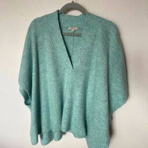 EUC XS/S Loft Poncho